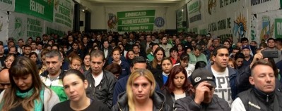 百事公司決定關閉位於布宜諾斯艾利斯省的一家工廠，工人們對此感到失望。圖片:STIA。