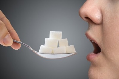 為了減少肥胖，大西洋兩岸的政府都在關注糖。圖片:一些/ vchal