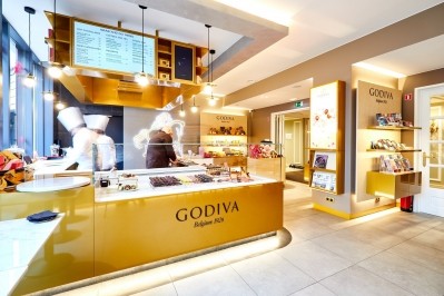 Godiva Café，比利時布魯塞爾。作為其5X增長戰略的一部分，該公司計劃在全球開設2000家咖啡館。照片:戈代娃。