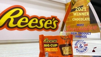 好時Reese's Big Cup塞滿椒鹽脆餅被評為2021年糖果和零食最具創新力新產品獎最佳巧克力獎得主。圖片:好時