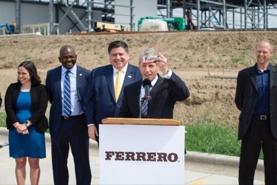 費列羅北美地區總裁兼首席商務官Todd Siwak宣布在伊利諾伊州投資一個新地點。圖片:費列羅北美