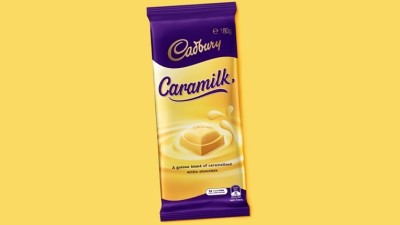 由於消費者的強烈需求，吉百利重新推出了廣受歡迎的Caramilk巧克力，將其作為一種永久產品，但這種產品將僅限於新西蘭和澳大利亞。©吉百利