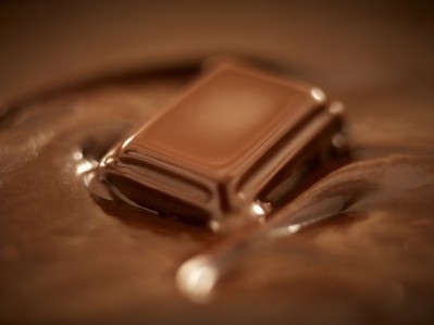 WNWN開發了一種“替代巧克力”，不含咖啡因，含糖量更低，二氧化碳排放量比同類產品少80%。一些/亞當Gault